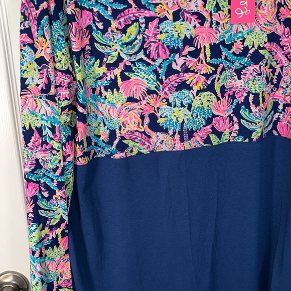 Lilly Pulitzer Finn top oyster Bay navy seen and heard size extra large - Picture 2 of 4